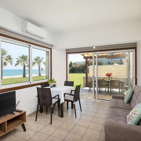 Pebble Beach Apartment Voroklini Ngoại thất bức ảnh