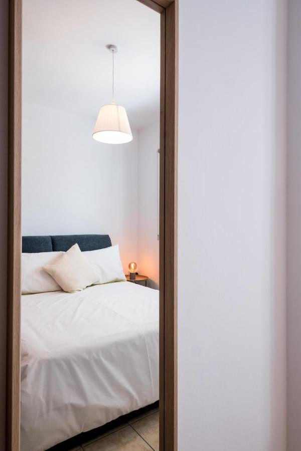 Pebble Beach Apartment Voroklini Ngoại thất bức ảnh